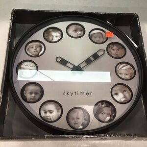 Black Photo Frame Vintage new in Box Wall Clock